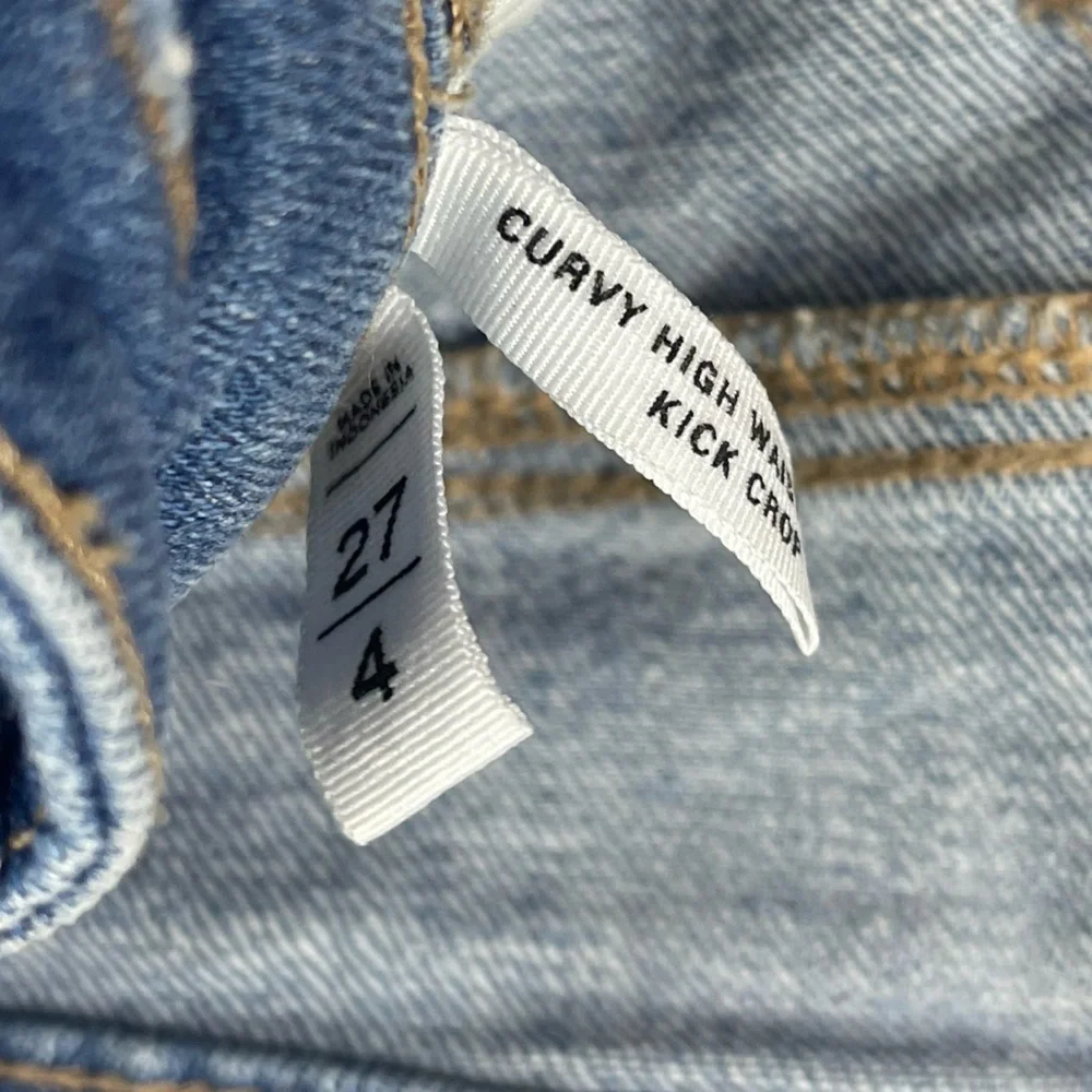LOFT Curvy High Waist Kick Crop Jeans Size 27 US 4